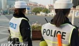 辅警视频爆料女子被打,女子被打事件引发社会关注